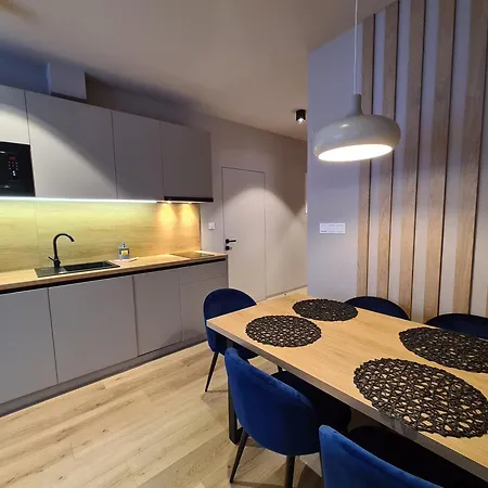 D2 Karpatia - 5d Apartment *